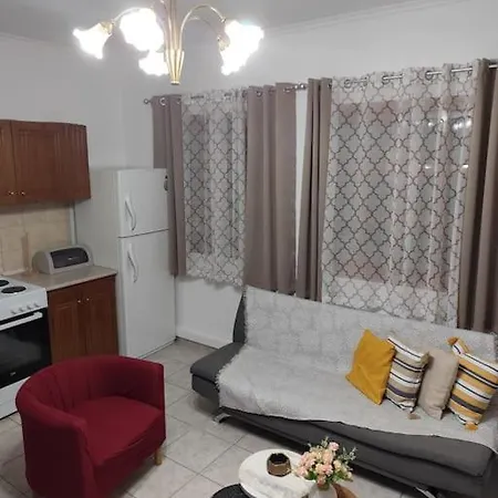 Ameli House * Néoi Epivátai