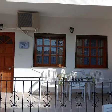 Ameli House * Néoi Epivátai
