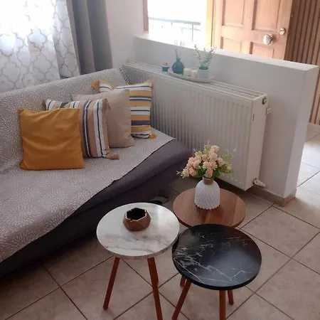 Ameli House Apartmán